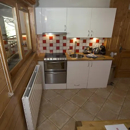 Hauts Hameaux Apartment *